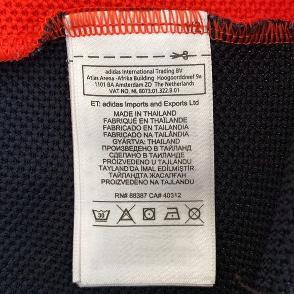 Adidas top - Picture 12 of 14